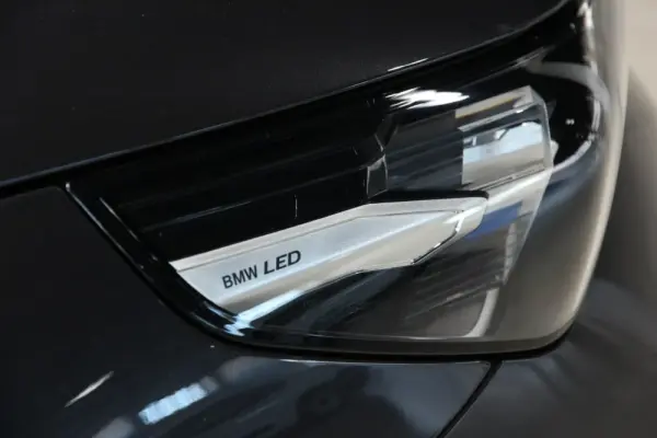 BMW 530 e Pack Desportivo M 32