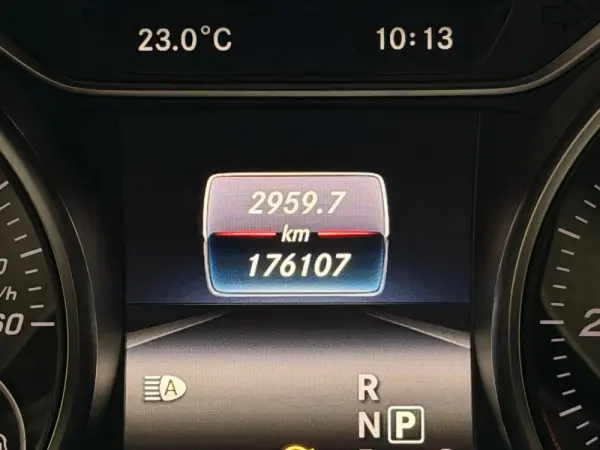 Mercedes-Benz A 180 d 7G-DCT AMG Line 7