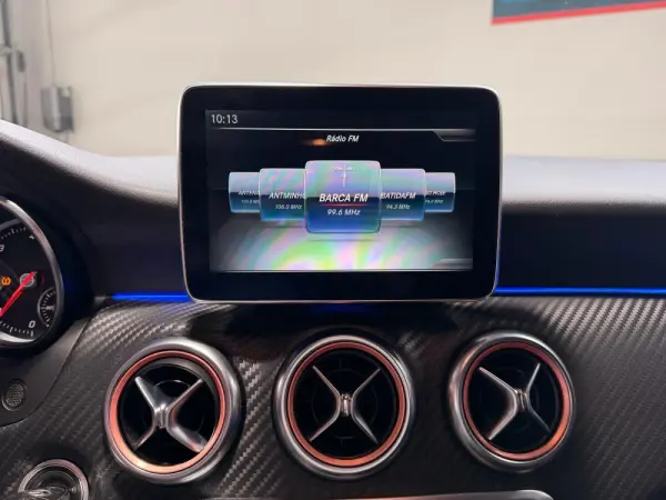 Mercedes-Benz A 180 d 7G-DCT AMG Line 18