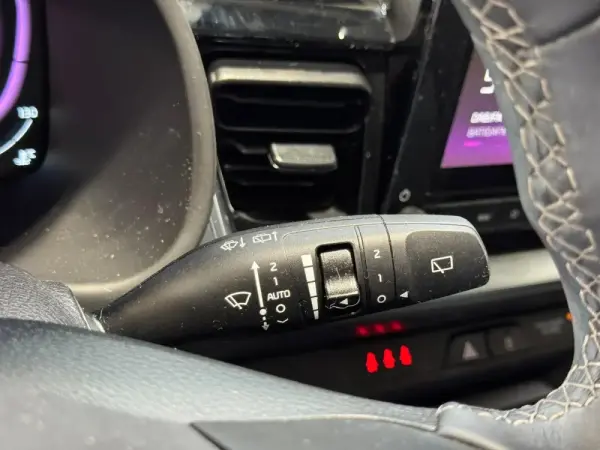 Kia Stonic 1.0 T-GDI Active 7DCT 36
