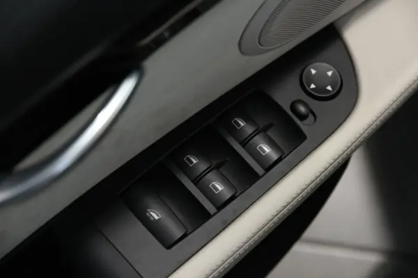 BMW Z4 23 i Auto 5