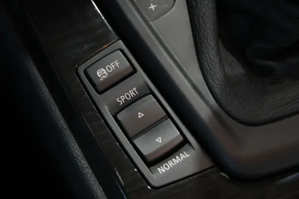 BMW Z4 23 i Auto 9
