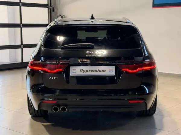 Jaguar XF Sportbrake 2.0 D R-Sport Aut. 32