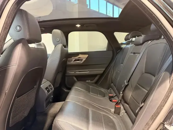 Jaguar XF Sportbrake 2.0 D R-Sport Aut. 34