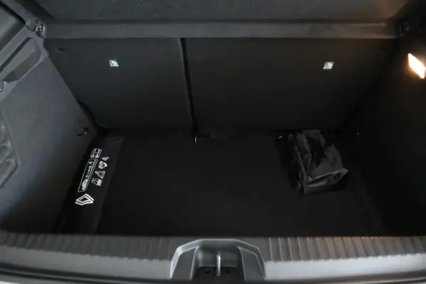 Renault Clio 1.0 TCe Techno Bi-Fuel 14