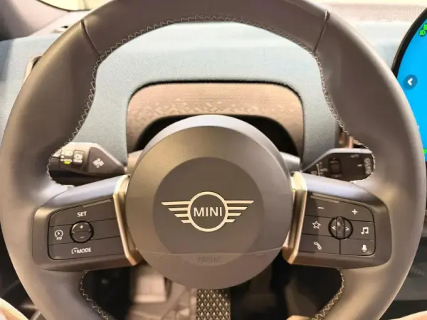 MINI Countryman SE Favoured L 32