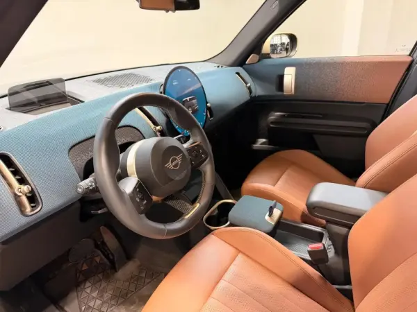 MINI Countryman SE Favoured L 40