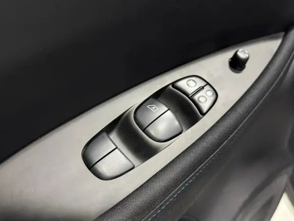 Nissan Leaf 40 kWh 12