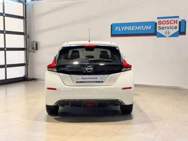 Nissan Leaf 40 kWh 24
