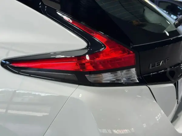 Nissan Leaf 40 kWh 26