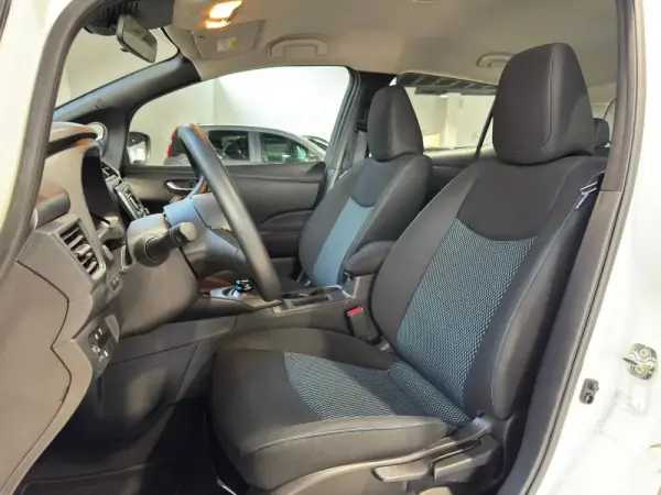 Nissan Leaf 40 kWh 28