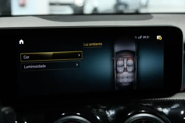 Mercedes-Benz A 35 AMG 4Matic Speedshift DCT 7G 20