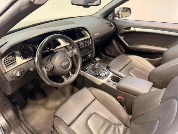 Audi A5 Cabrio 2.0 TDi S-line 2