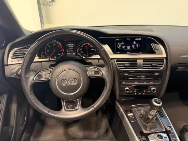 Audi A5 Cabrio 2.0 TDi S-line 3