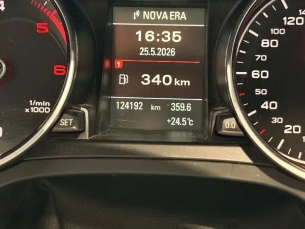 Audi A5 Cabrio 2.0 TDi S-line 4