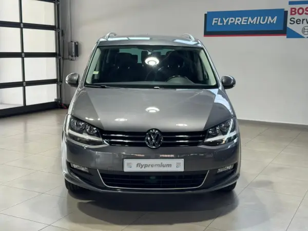 Volkswagen Sharan 2.0 TDi Confortline 12