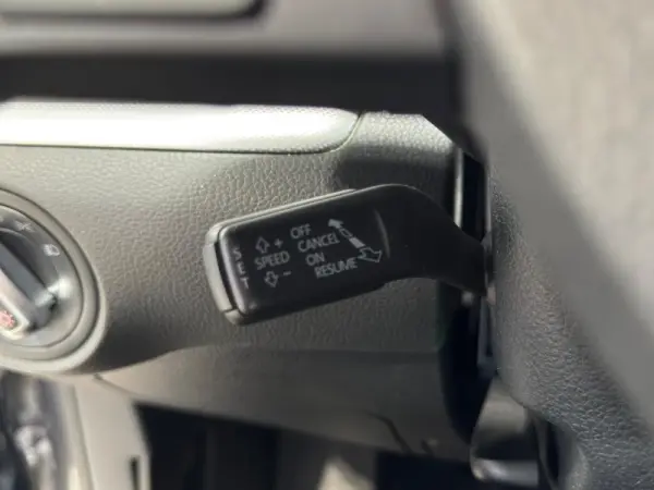 Volkswagen Sharan 2.0 TDi Confortline 21