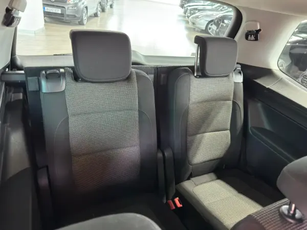 Volkswagen Sharan 2.0 TDi Confortline 26