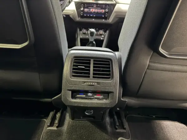 Volkswagen Touran 2.0 TDI Confortline 15