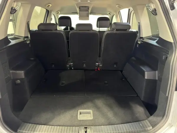 Volkswagen Touran 2.0 TDI Confortline 20