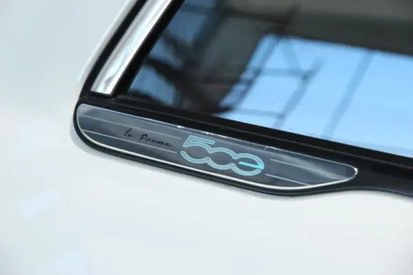 Fiat 500e La Prima 23