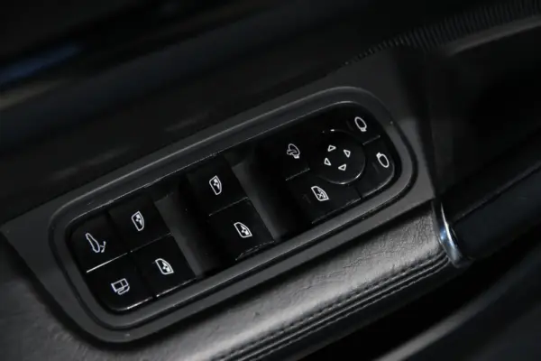 Porsche Cayenne E-Hybrid Platinum Edition 7