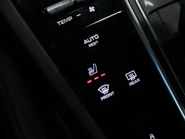 Porsche Cayenne E-Hybrid Platinum Edition 11