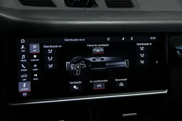Porsche Cayenne E-Hybrid Platinum Edition 24