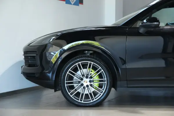Porsche Cayenne E-Hybrid Platinum Edition 37