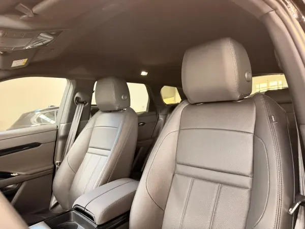 Land Rover Range Rover Evoque 1.5 P300e AWD S Auto 2