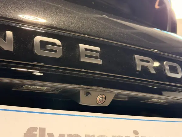 Land Rover Range Rover Evoque 1.5 P300e AWD S Auto 10