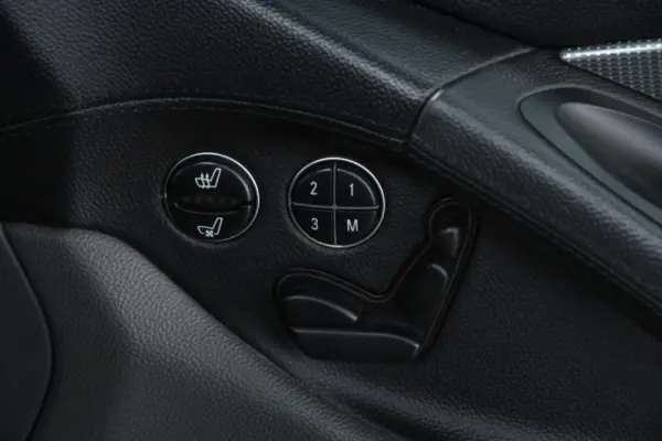 Mercedes-Benz SL 350 Auto 2
