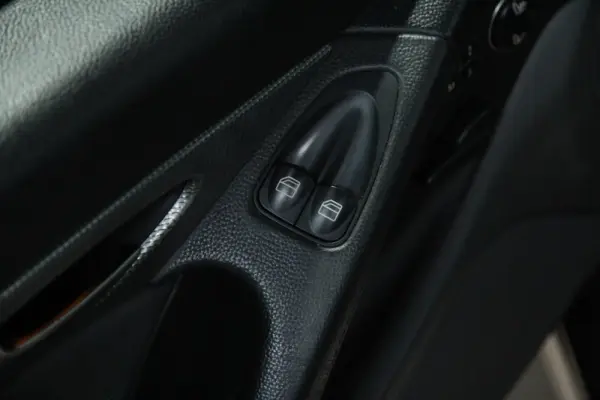 Mercedes-Benz SL 350 Auto 6