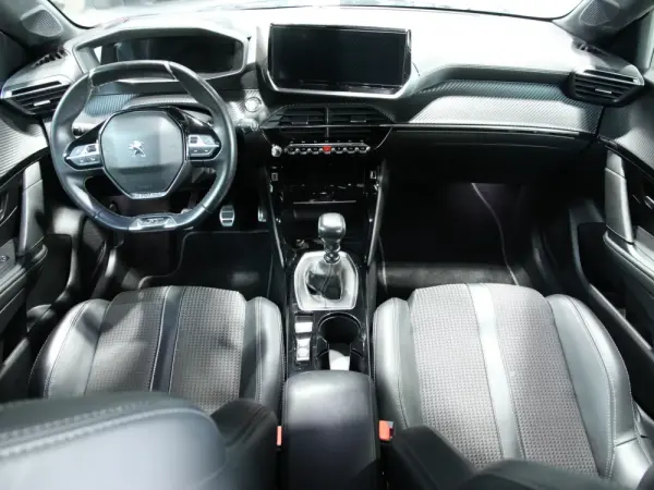 Peugeot 208 1.2 PureTech GT Line 33