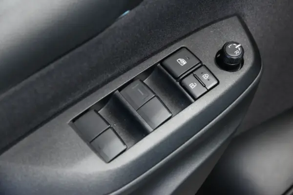 Toyota Yaris 1.5 HDF Comfort 10