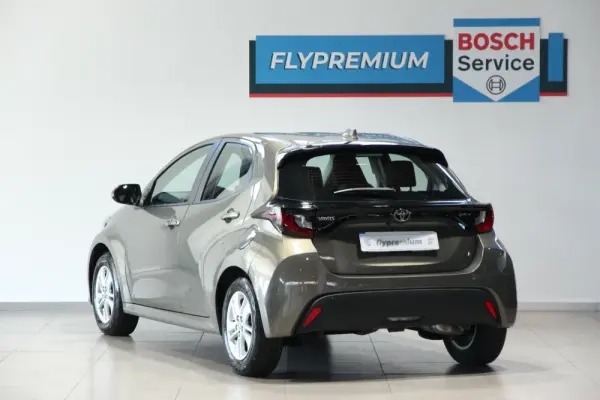 Toyota Yaris 1.5 HDF Comfort 19