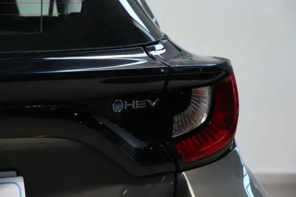 Toyota Yaris 1.5 HDF Comfort 22