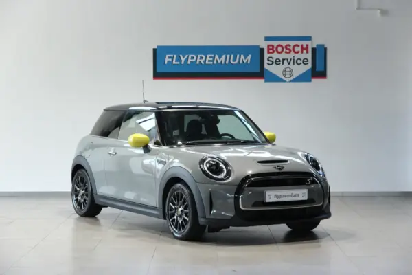 MINI 3 Portas Cooper SE Premium Essential 1