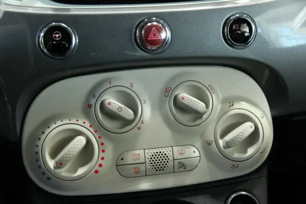 Fiat 500C 1.0 Hybrid Lounge 2
