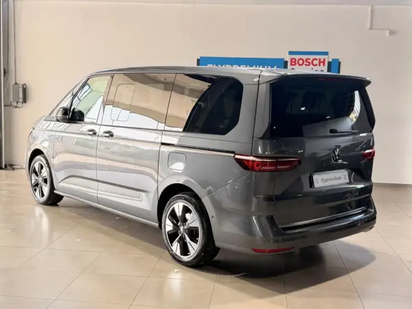 Volkswagen Multivan 2.0 TDI Style DSG 23