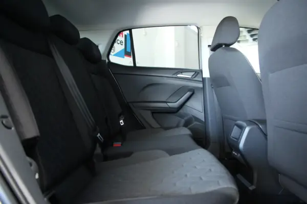 Volkswagen T-Cross 1.0 TSI Urban 22