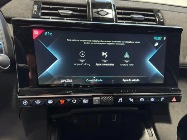 DS DS7 Crossback E-Tense Performance Line EAT8 21
