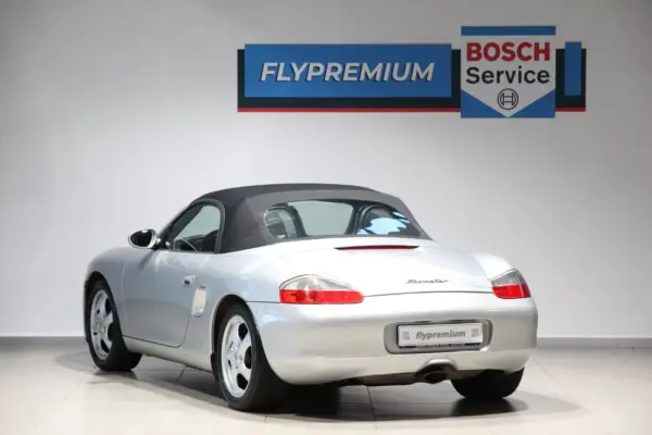 Porsche Boxster 2.7 7