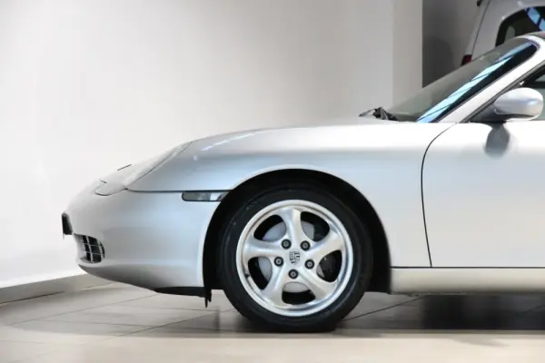 Porsche Boxster 2.7 9
