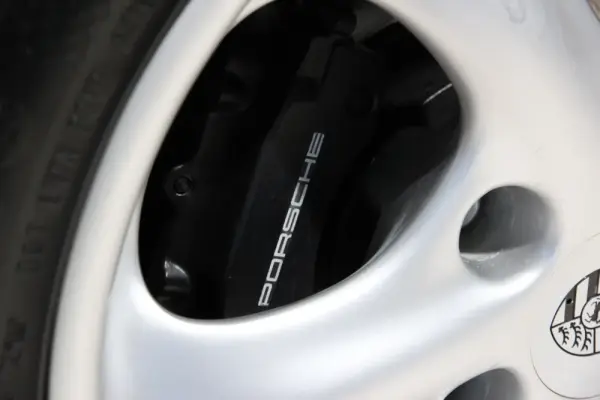 Porsche Boxster 2.7 10