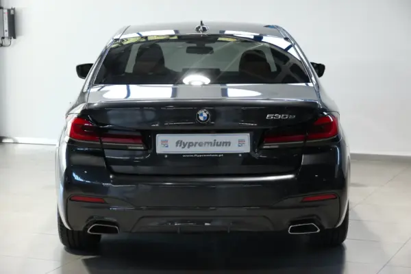 BMW 530 e Pack M 34