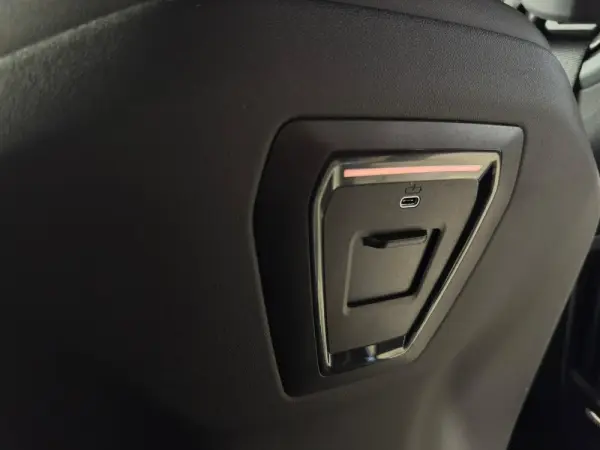 BMW i5 eDrive40 Edição Desportiva M 36