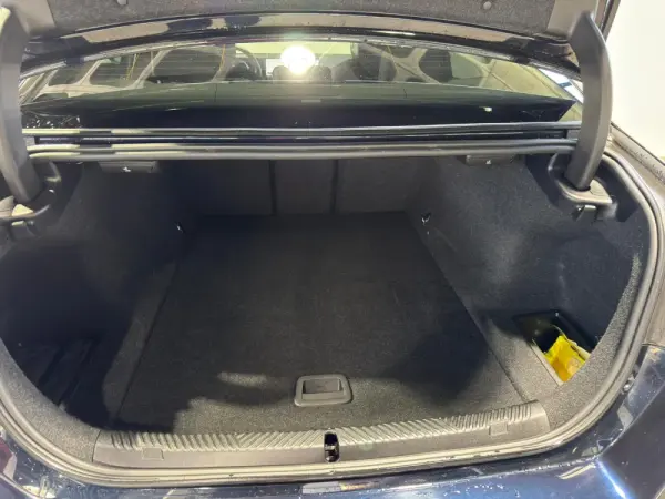 BMW i5 eDrive40 Edição Desportiva M 38
