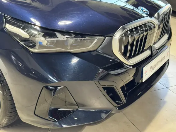 BMW i5 eDrive40 Edição Desportiva M 41
