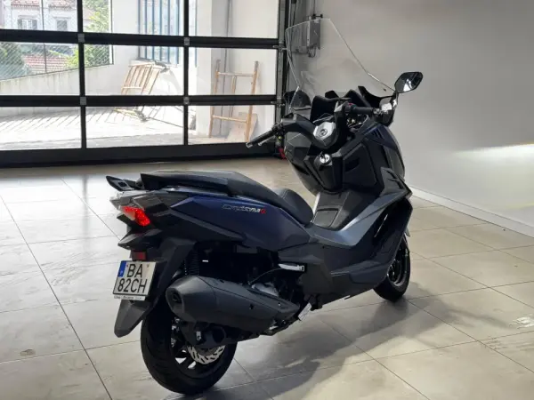 Sym Cruisym Outro 18